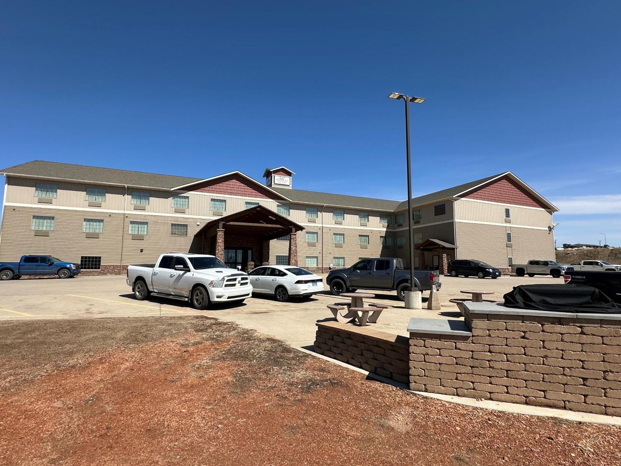 The Watford Hotel Watford City Eksteriør billede