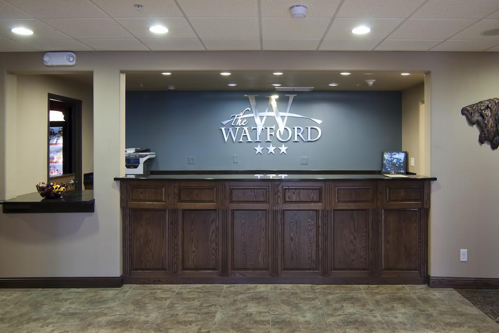 The Watford Hotel Watford City Eksteriør billede