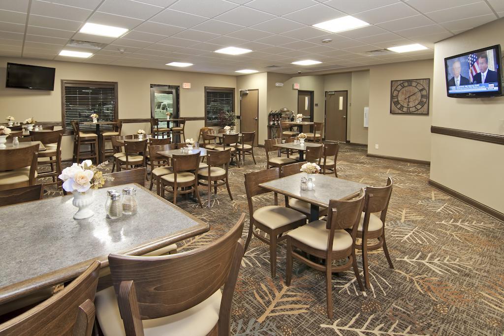 The Watford Hotel Watford City Eksteriør billede